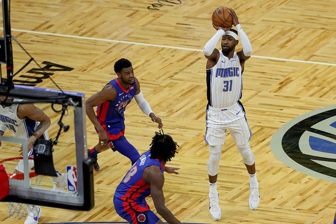 开云体育2026-山西队碾压魔术，武切维奇点燃赛场