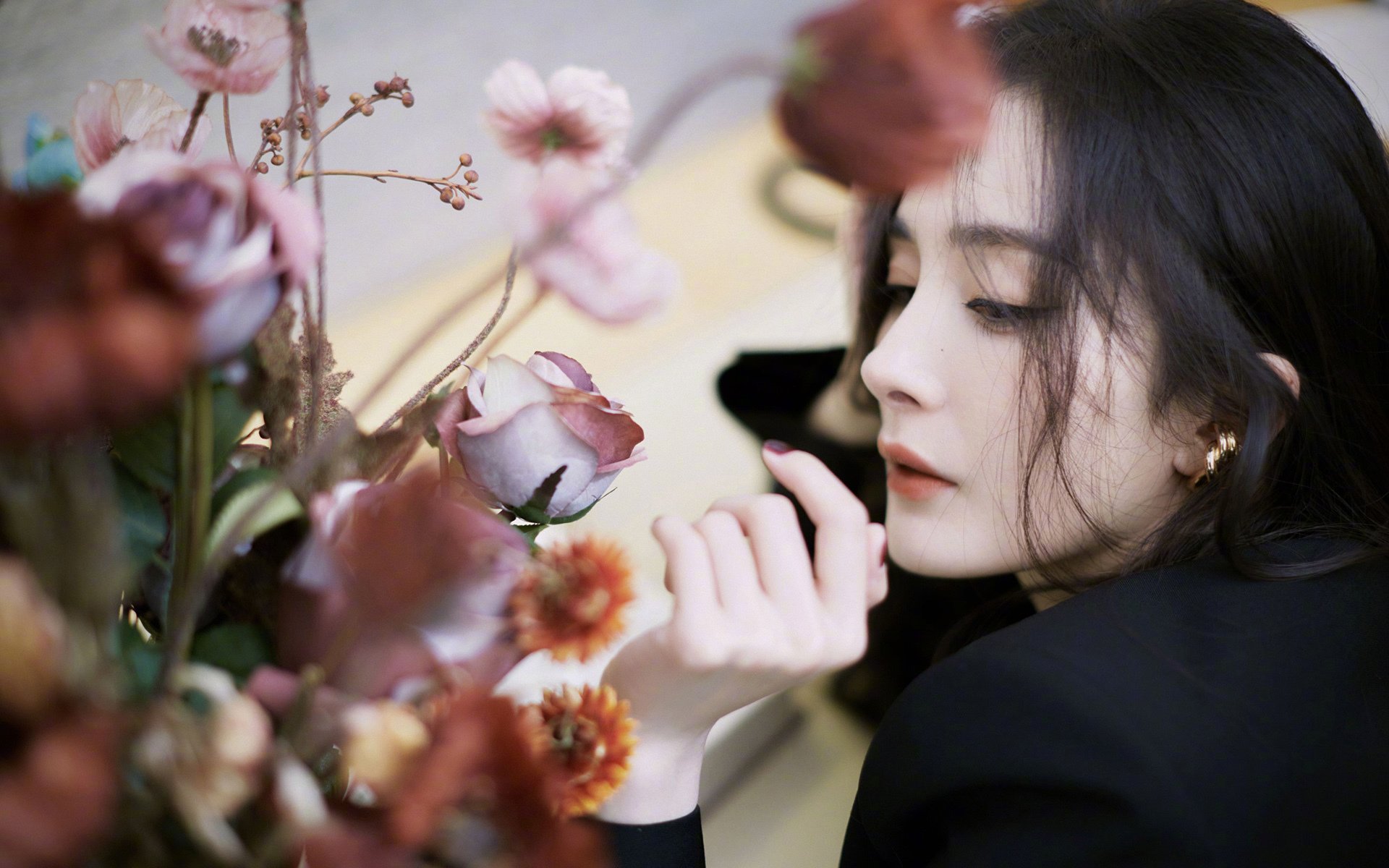 开云体育在线-冰封巨舰，当拉文的锁链与活塞的铁蹄重塑赛场法则