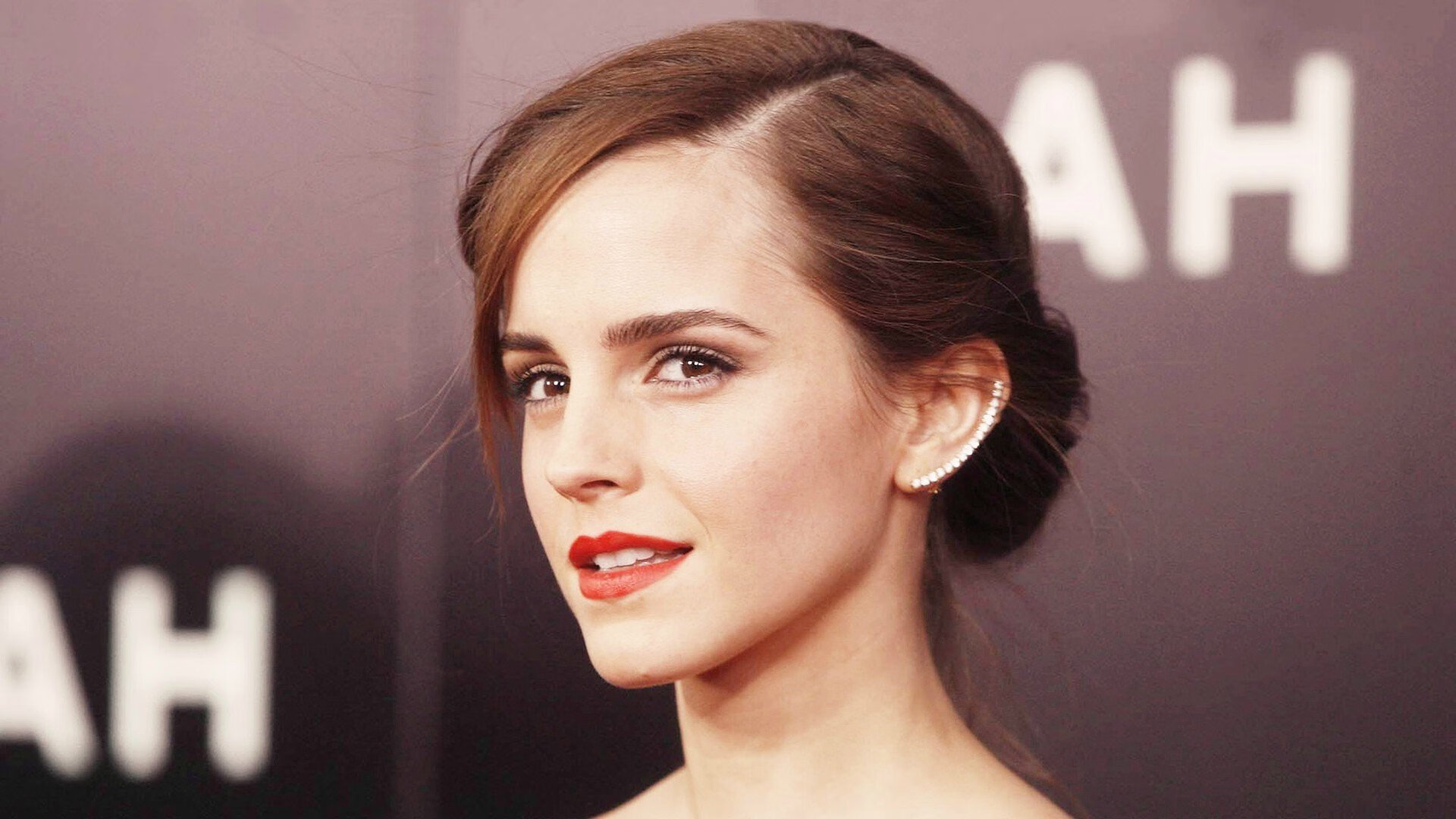 开云体育-冷雨之夜，蓝色奇迹，巴雷拉的雨夜独舞与加纳的爆冷宣言