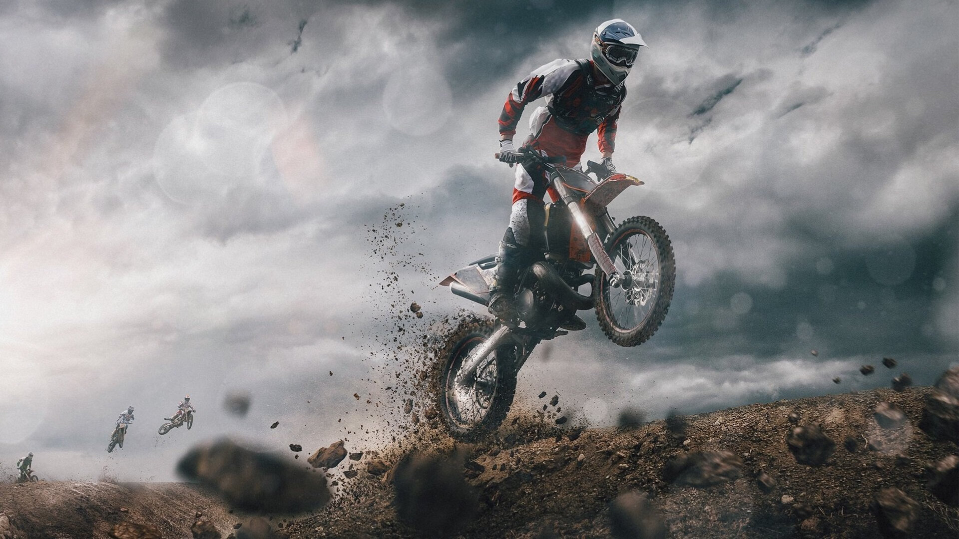 您给出的两组关键词分别属于足球（意甲）和篮球（NBA）它们似乎是两个独立的事件。若强行融合会显得不协调